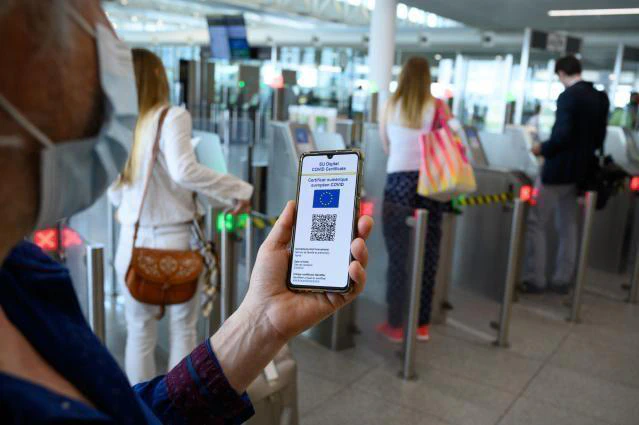 Updating information in secure QR